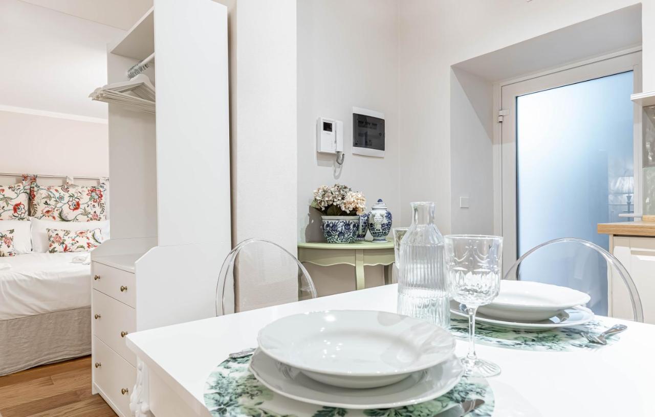 Casa Colonna Romantic Apartment Corso Di Porta Ticinese Milan Luaran gambar